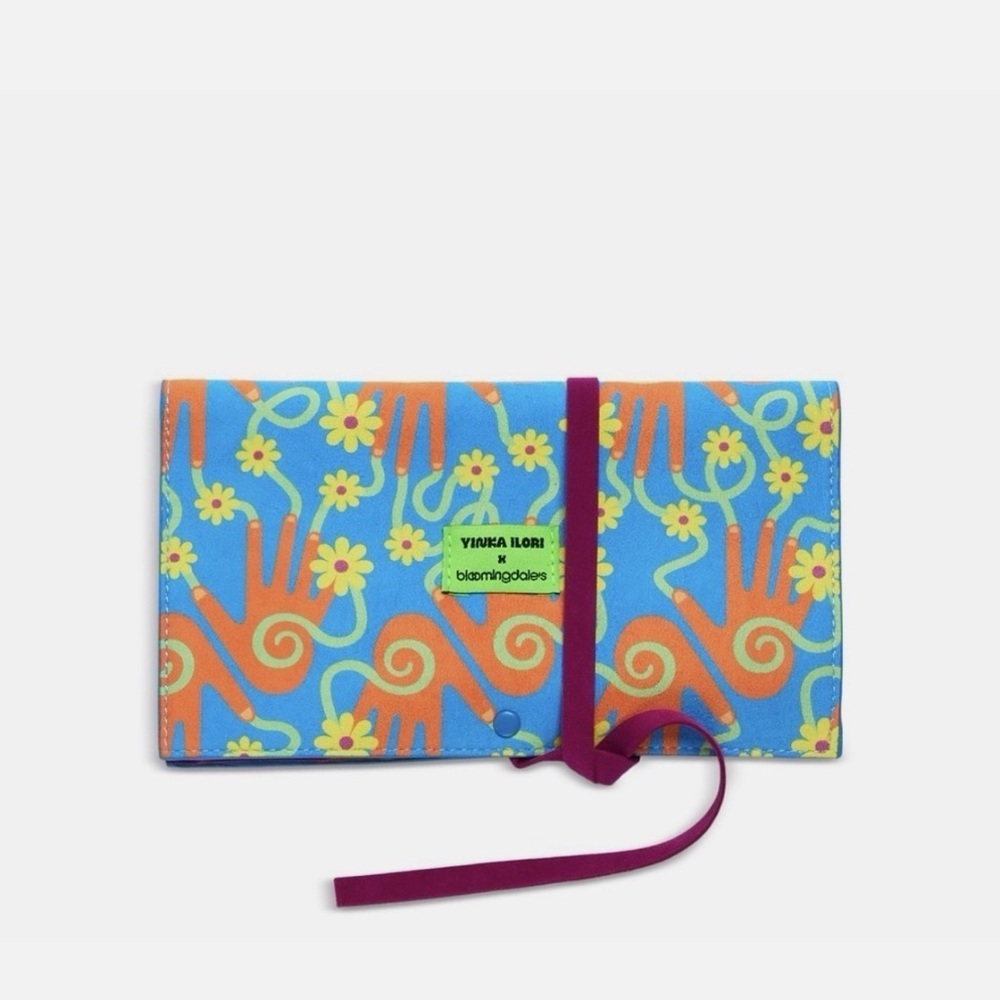 NWT Bloomingdale & YINKA ILORI Makeup Brush Rolled Bag and 4pc Brush Set